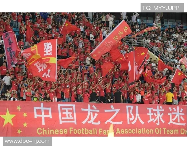 成都足球队实力之争引发热议球迷观点各异谁能说服谁